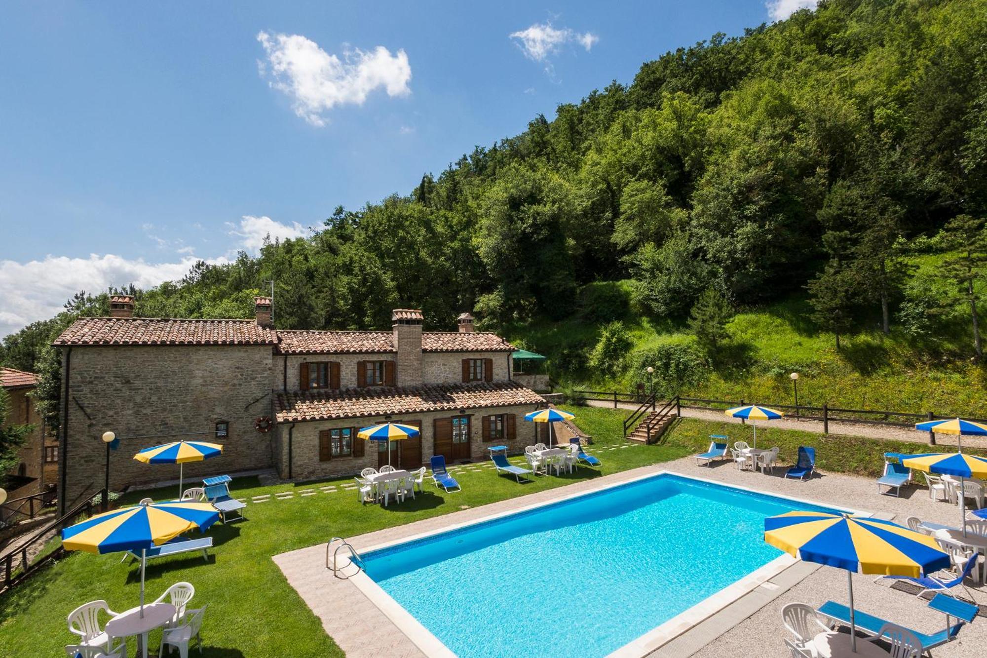 Agriturismo Monte Acuto Умбертіде Екстер'єр фото