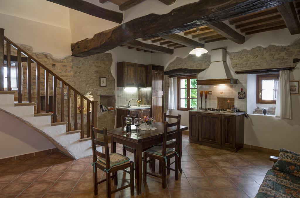 Agriturismo Monte Acuto Умбертіде Екстер'єр фото