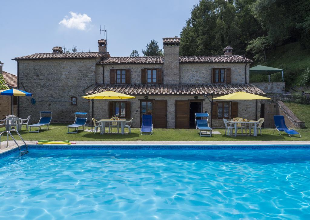 Agriturismo Monte Acuto Умбертіде Екстер'єр фото