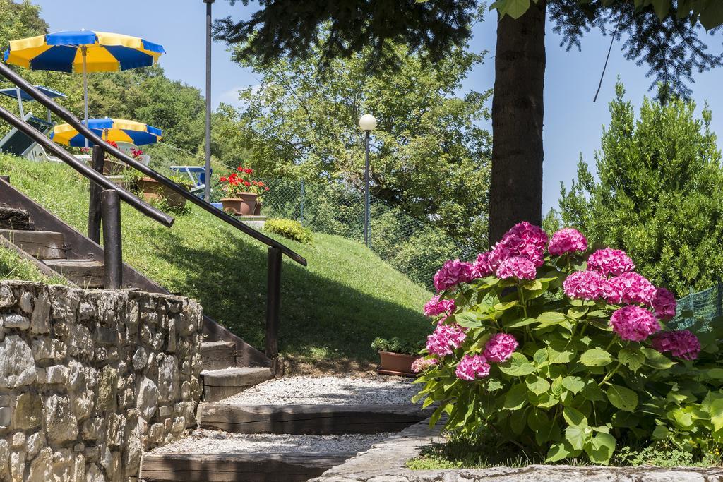 Agriturismo Monte Acuto Умбертіде Екстер'єр фото