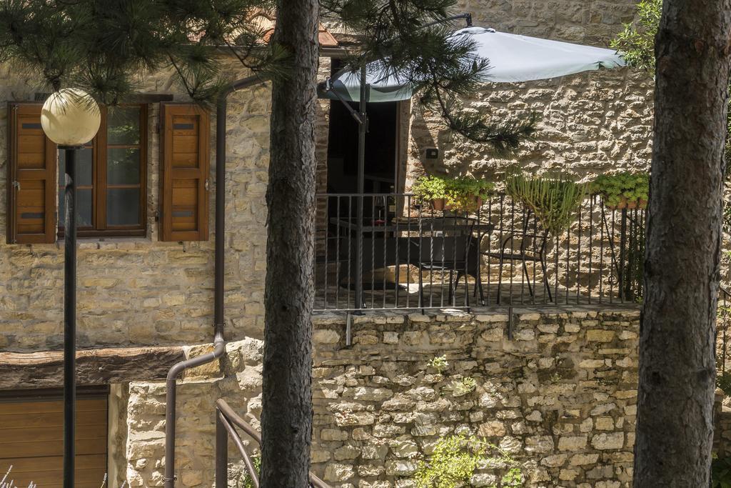 Agriturismo Monte Acuto Умбертіде Номер фото