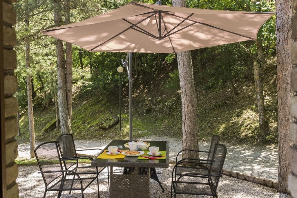 Agriturismo Monte Acuto Умбертіде Номер фото