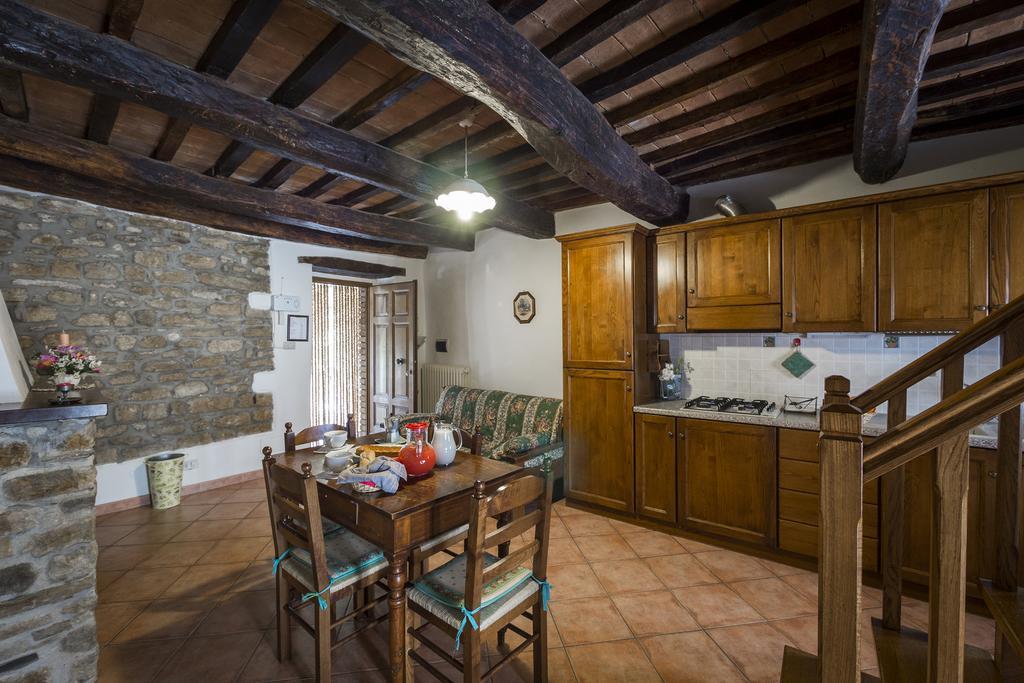 Agriturismo Monte Acuto Умбертіде Номер фото